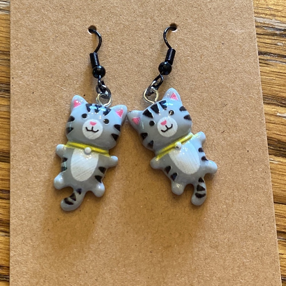 Cute grey and black tabby cat earrings with black wires and random gift bag